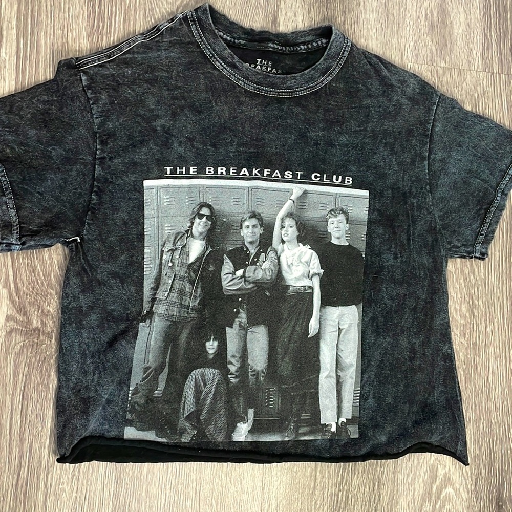 brand is the breakfast club the size is small and the color distressed black
